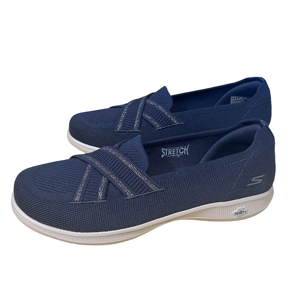 NEW Skechers GO Step Lite Goga Mat Navy Slip-On Knit Women Sz 9 Cris Cross Shoes